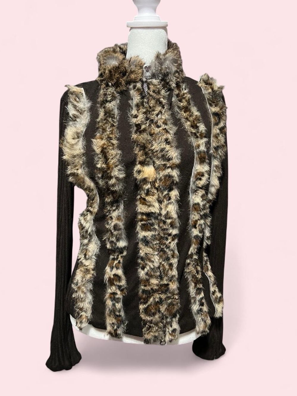 Small Fur Trim Brown Zip Front Top